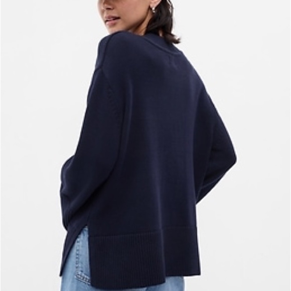 GAP 24/7 split hem cotton sweater